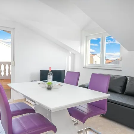 Appartement Sunshine Holiday Srima