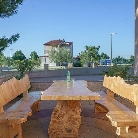 Appartement Sunshine Holiday Srima